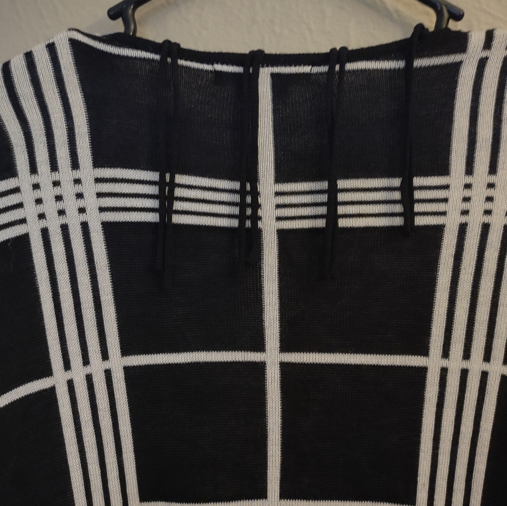 Fontana Black & White Plaid Open Cardigan Sweater with Fringe - Women's Size Med - Picture 7 of 11